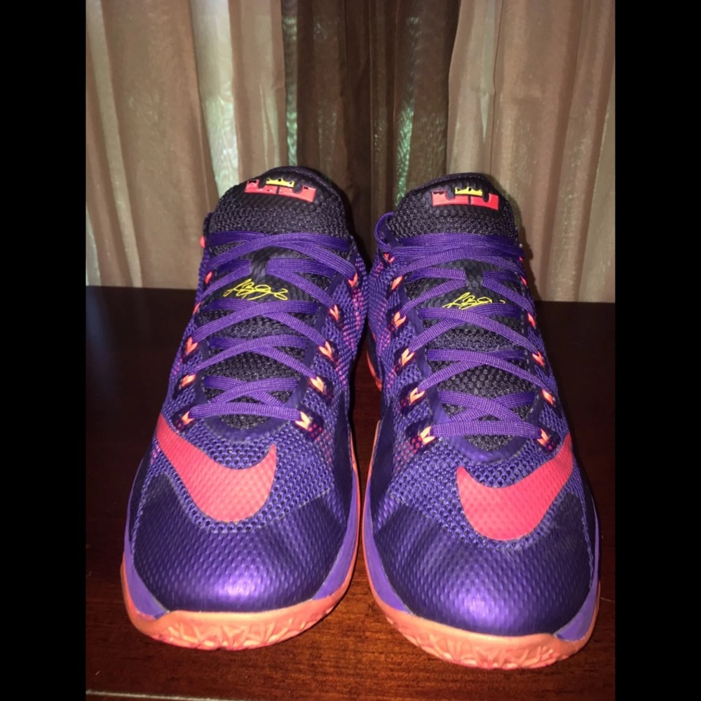 Nike LeBron 12 low size 13